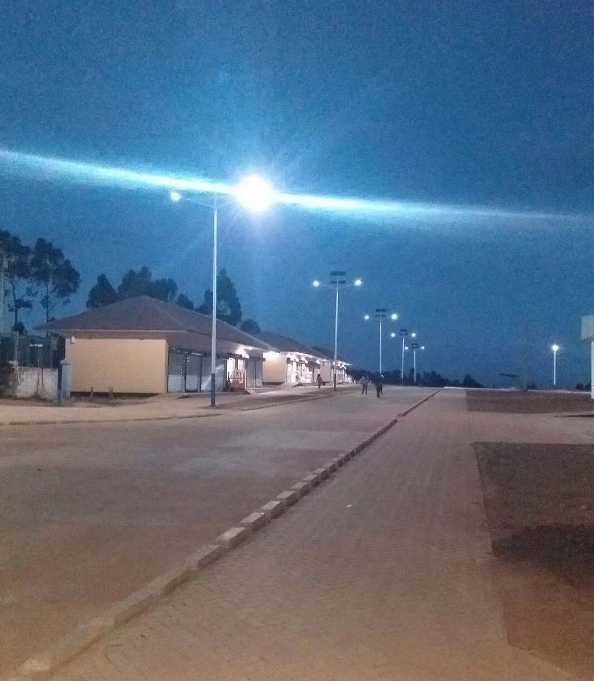 巴州区非洲科特迪瓦太阳能路灯工程